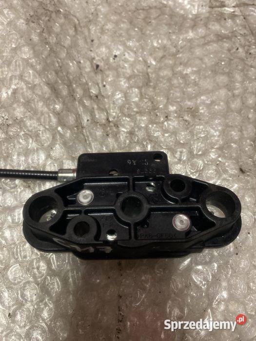 Kawasaki ZX 10 R zamek siedzenia C117 Poznań sprzedam