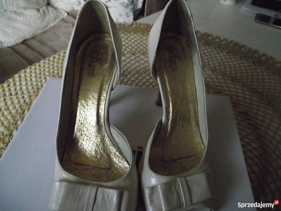 MARKOWE SZPILKI Z PERŁOWEJ SKÓRY NATURALNEJ r 36 Rozmiar 36 Piła sprzedam