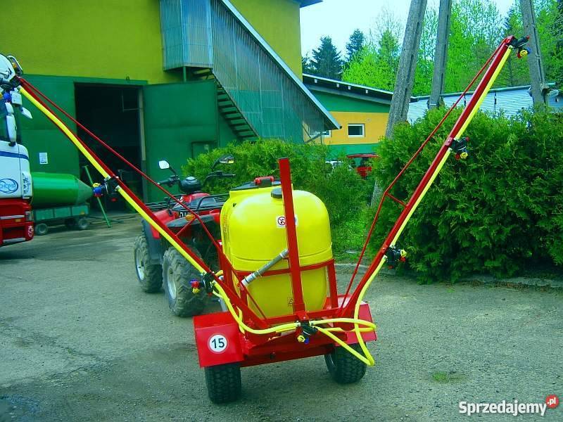 OPRYSKIWACZ SPALINOWY NA PRZYCZEPIE JEDNOOSIOWEJ Izdebki