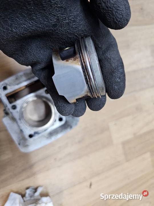 Yamaha YBR 125 cylinder tłok tuleja YBR125 Jelenia Góra