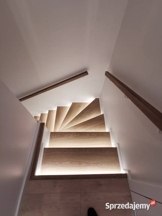 SCHODY DREWNIANE na beton LED dębowe MONTAŻ Końskie