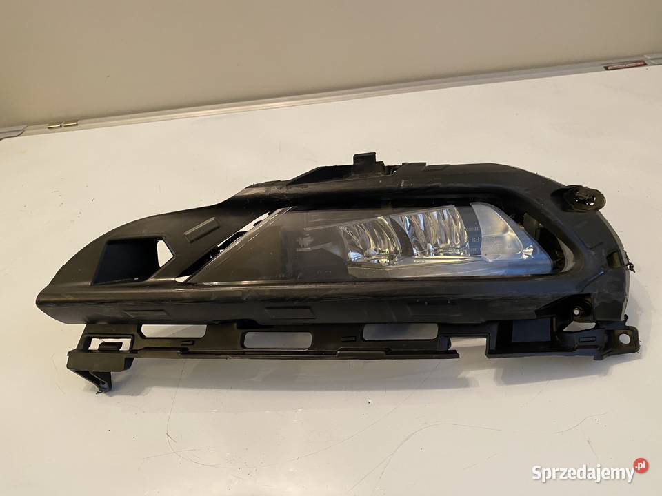 Volvo Xc Ii Halogen Prawy Z Mocowaniem Kozubszczyzna