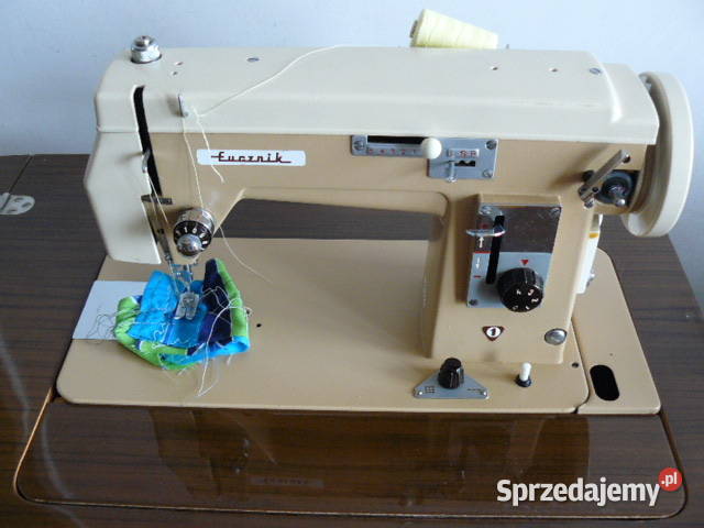 Maszyna do szycia Lucznik zabudowana Rzeszów