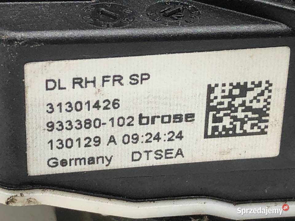 ZAMEK DRZWI PRAWY PRZÓD VOLVO V40 Hatchback