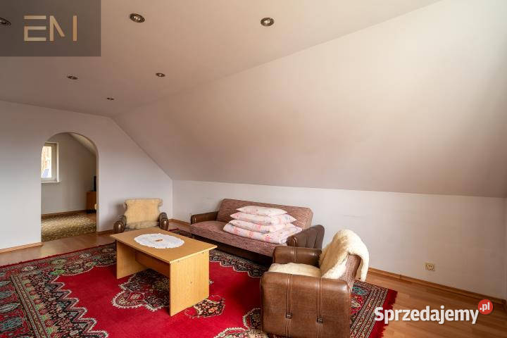 Dom wolnostojący 140m2 Strzyżów blacha