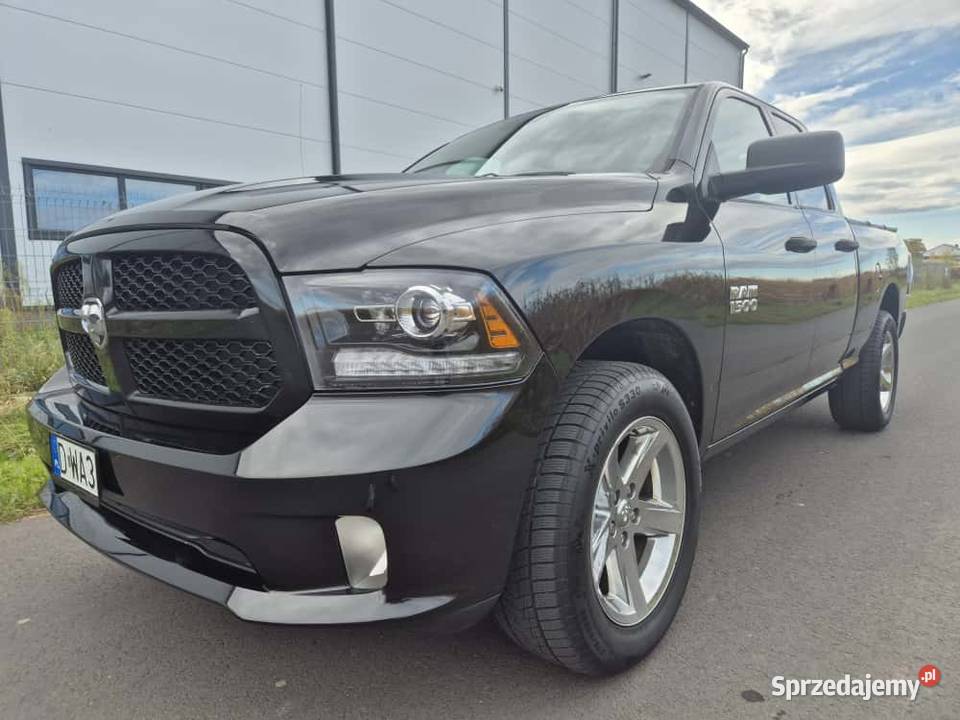 Dodge Ram 1500 2017 36 AWD stan PERFEKCYJNY nowe Żórawina