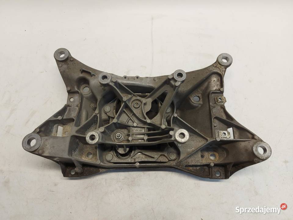 Audi A7 II 4K8 4M0 TFSI ŁAPA PODPORA SKRZYNI