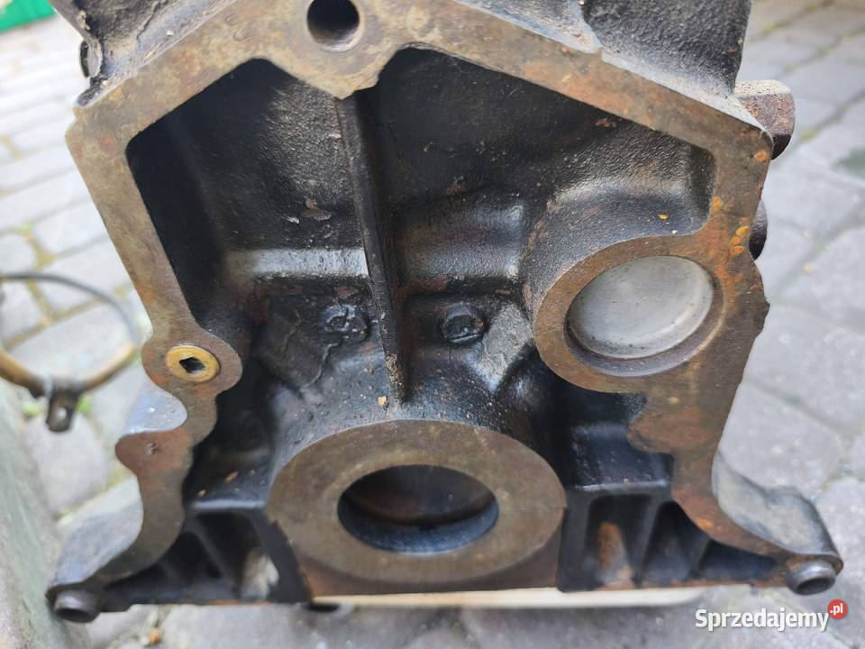 Blok silnika Indenor diesel Góra Kalwaria