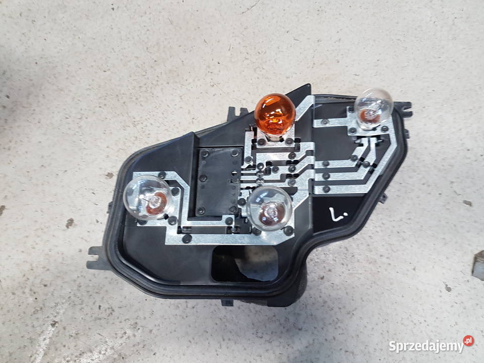 SANDERO II LEWY WKLAD LAMPY WKLADKA ZAROWEK TYL Turek sprzedam