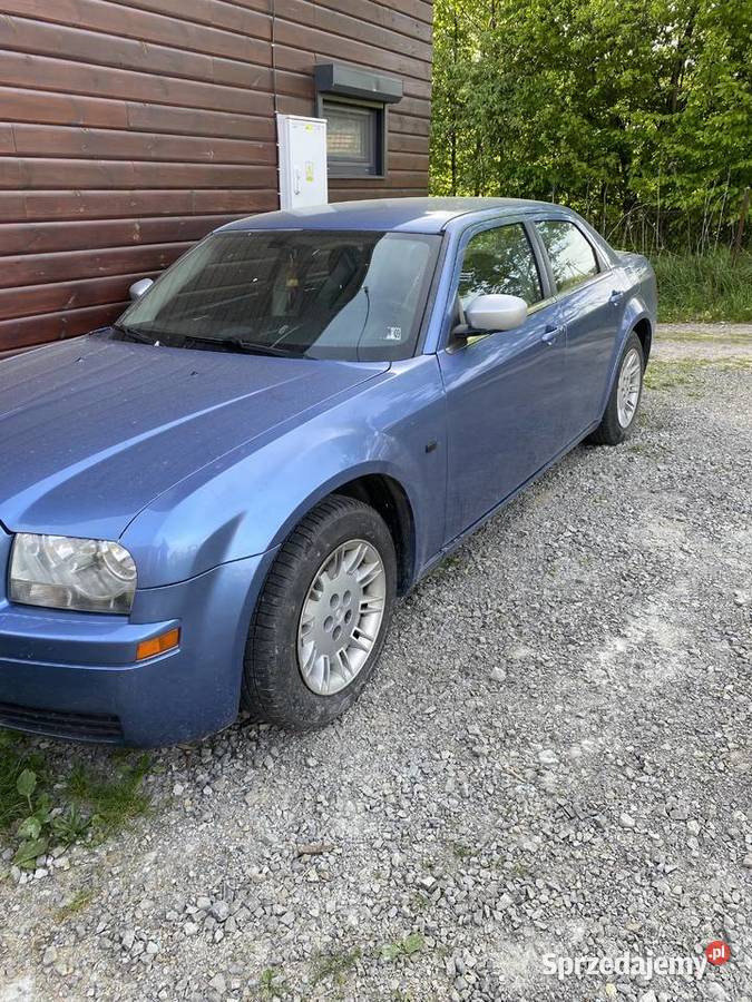 Samochód osobowy 300C Łukawiec