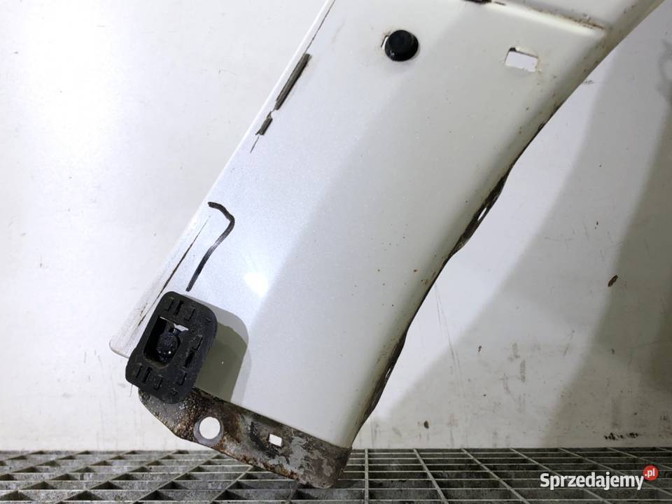 BŁOTNIK PRZÓD PRAWY MITSUBISHI OUTLANDER I SUV sprzedam