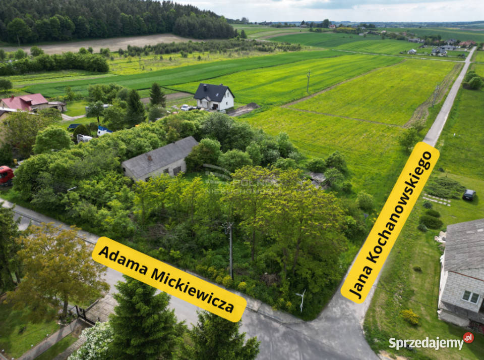 Działki budowlane w Janowie 1400m2 85 m2 27m Janów