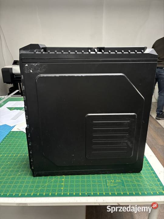 Obudowa haf x obudowa PC Warszawa