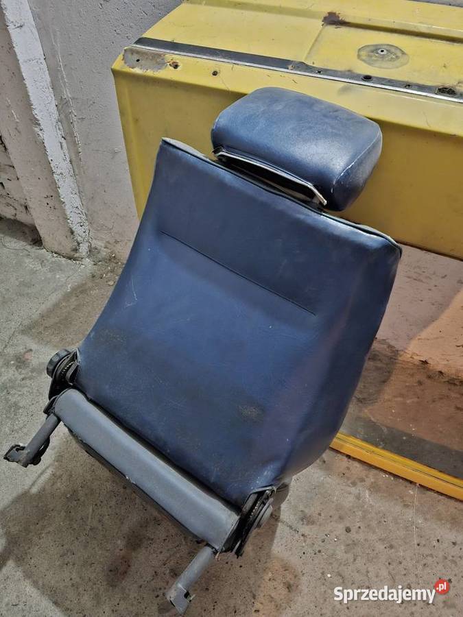 Fotele Vw Passat B2 32b Niebieskie osobowe warmińsko-mazurskie