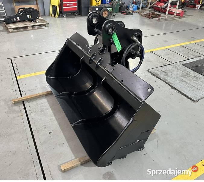 UŻYWANA ŁYŻKA SKARPOWA HYDRAULICZNIE UCHYLNA Tuliszków