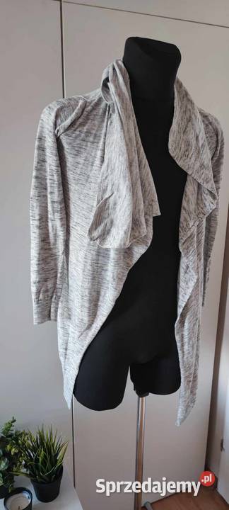Szare damskie ponczo Zara w rozmiarze M Warszawa