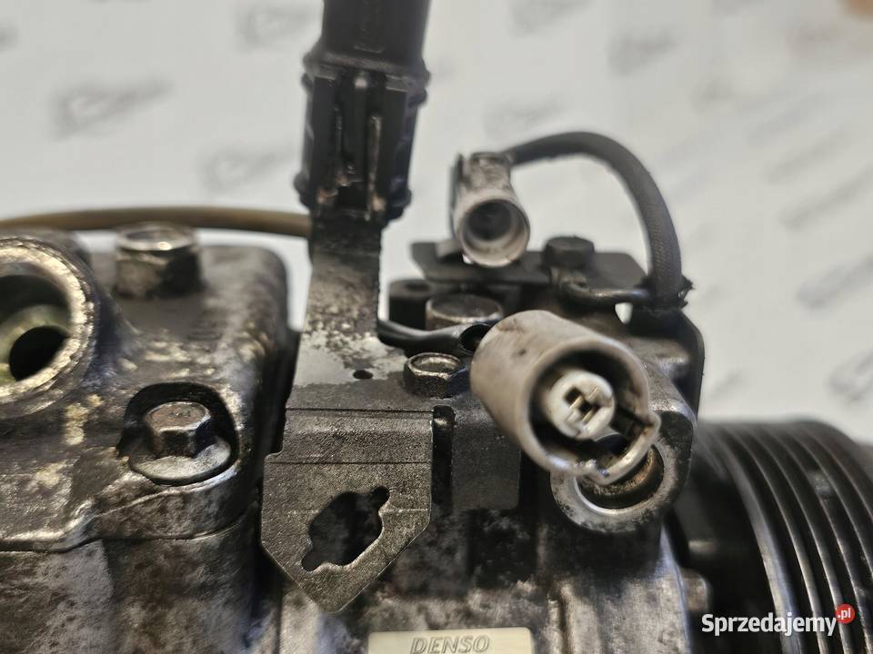 BMW X3 E87 E60 E90 10r 20 D N47D20C sprężarka