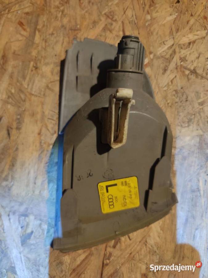 Kierunkowskaz przedni lewy audi A8 D2 lubelskie Zamość sprzedam