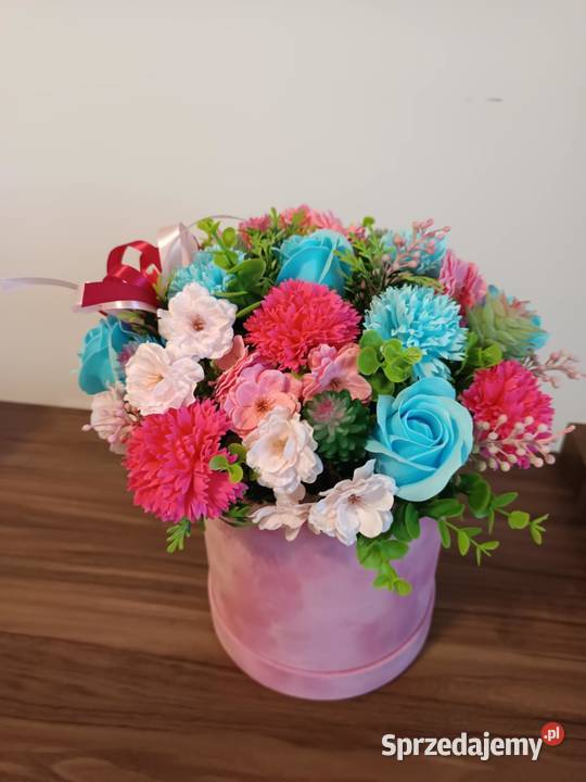 Flower box z kwiatów mydlanych Kraków