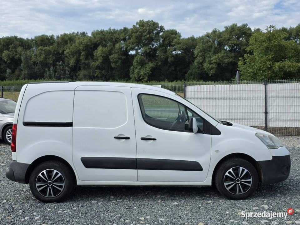 Citroen Berlingo II 16 HDi 16V 75 2009r 3osobowy dolnośląskie Wojkowice