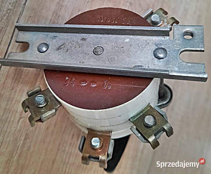 Wyłącznik tablicowy krzyżowy 25 A 250500V typ Ostrów Wielkopolski sprzedam