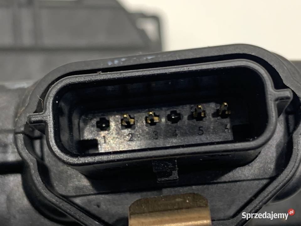 ZAMEK DRZWI PRAWY PRZÓD RENAULT CAPTUR I osobowe