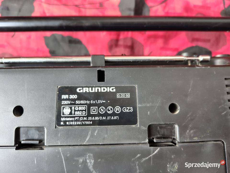 SPRAWNE Grundig RR 300 Pewex radio PRL