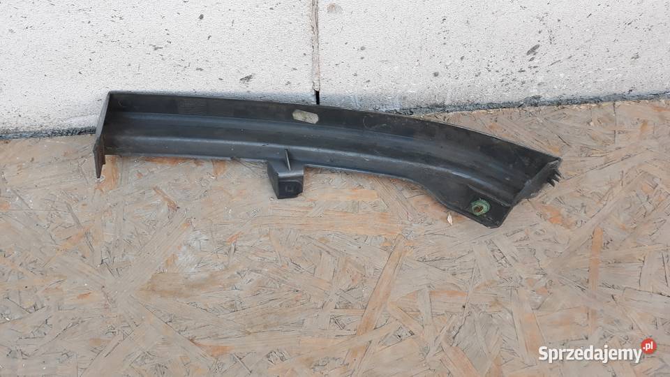 OPEL ZAFIRA A LISTWA POD LAMPĘ PRAWA PRZÓD Międzychód