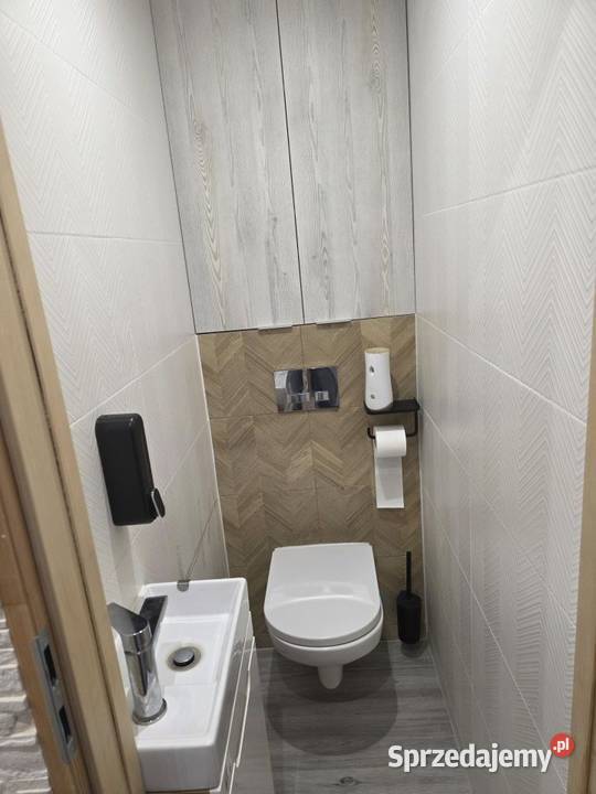 3pok 55met Żmigrodzkiej BALKONPIWNICAWINDA Wrocław