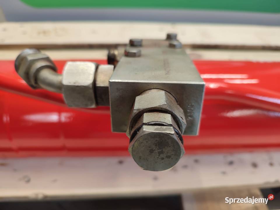 Siłownik podnoszenia masztu Manitou MLT 741 wielkopolskie
