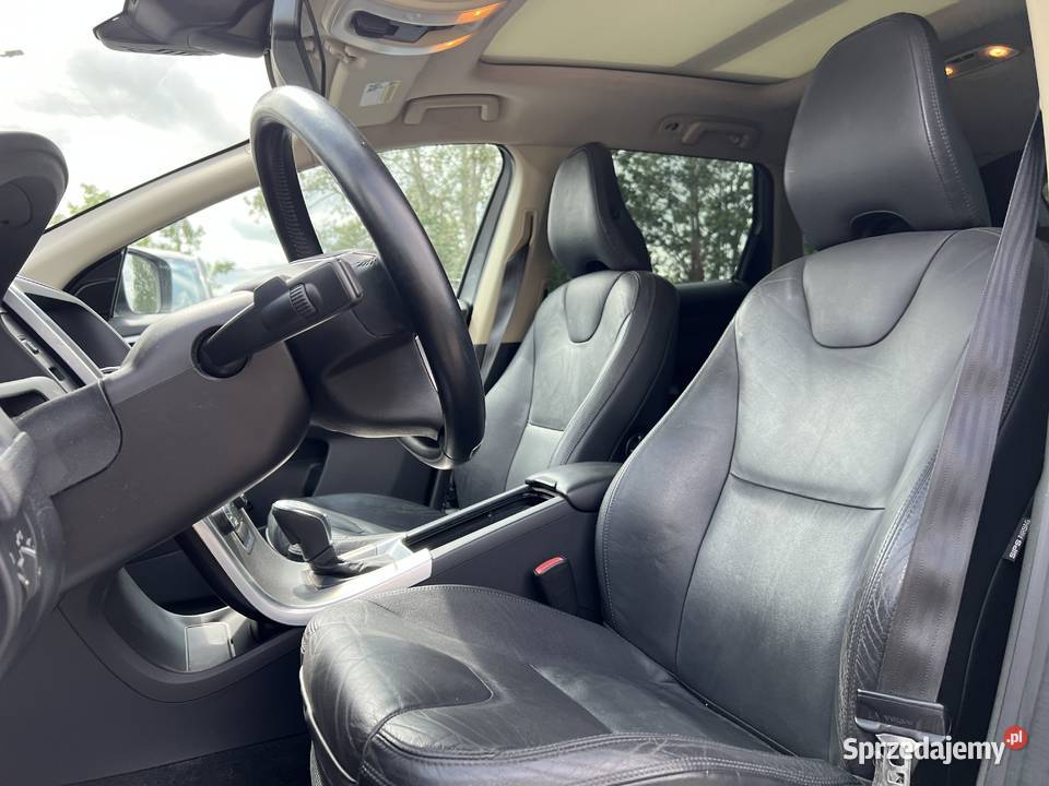 Volvo XC60 2013 nawigacja Warszawa sprzedam