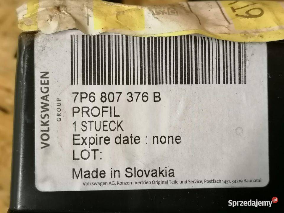 VW TOUAREG 7P ŚLIZG ZDERZAK PRAWY TYŁ 7P6807394 osobowe Pleszew