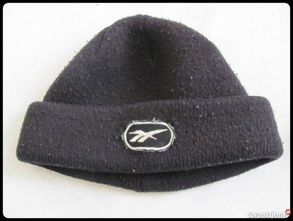 Czapki klasyczne zwykłe Reebok sztukę Płock sprzedam