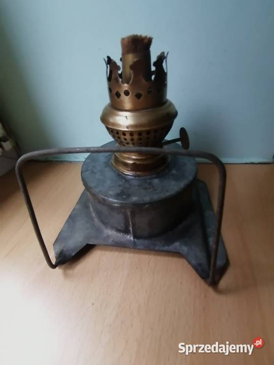 Stara lampa kolejowa na nafte małopolskie Kraków