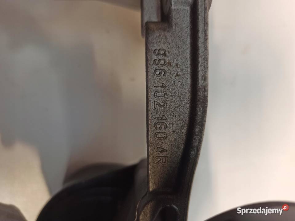 PORSCHE ŁAPA SILNIKA WSPORNIK 9961021604R