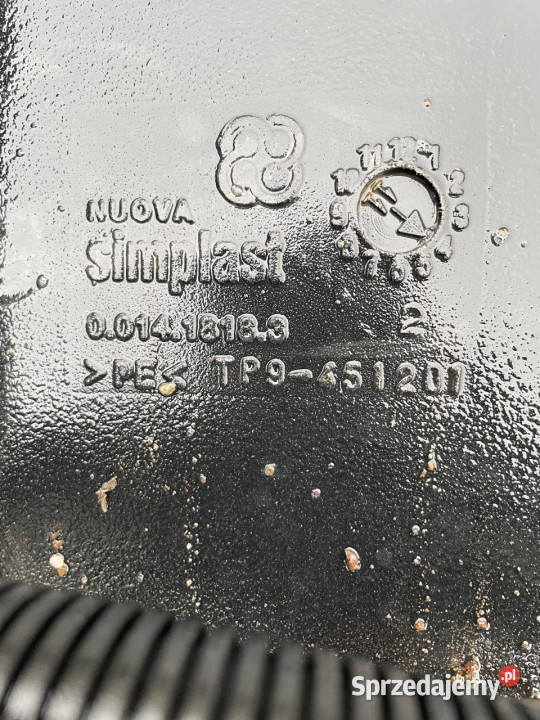Deutz Fahr Agrotron zbiornik paliwa 001418183 Pozostałe wielkopolskie Jastrzębniki