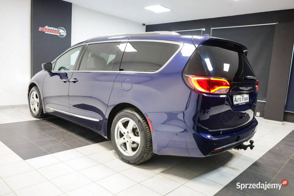 Chrysler Pacifica 36 BenzynaLPG7 Rok produkcji 2016 sprzedam
