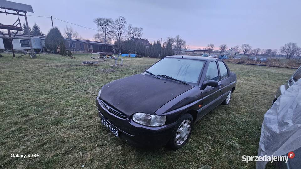 ford escort sedan Wiewierz sprzedam