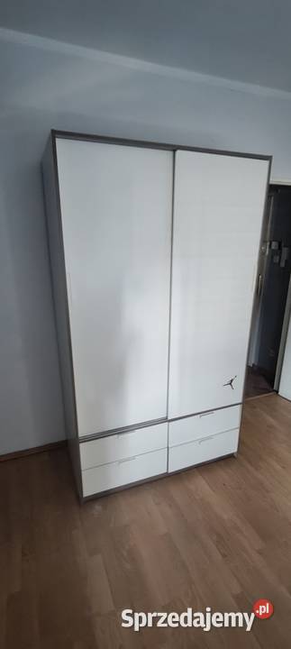 Szafa w stanie