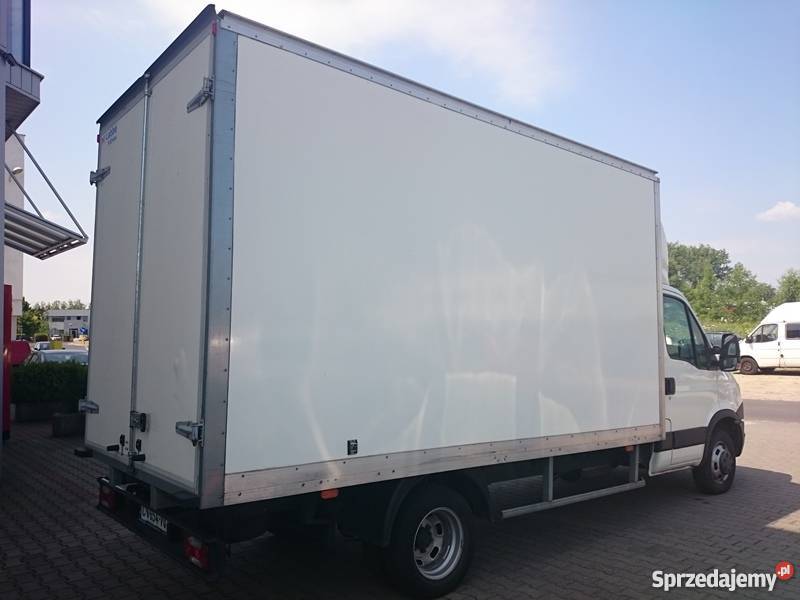 IVECO DAILY 35C15L KONTENER 8 PALET 2013r wielkopolskie Suchy Las sprzedam
