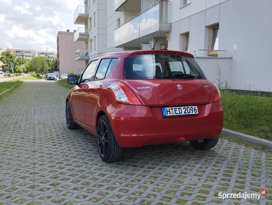 Suzuki Swift lift 13 benzyna świeży import manualna Swift Giżycko