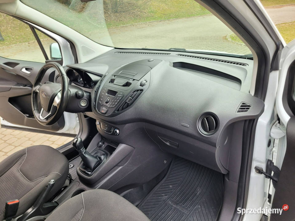 Ford Transit Courier Ford Ćmińsk