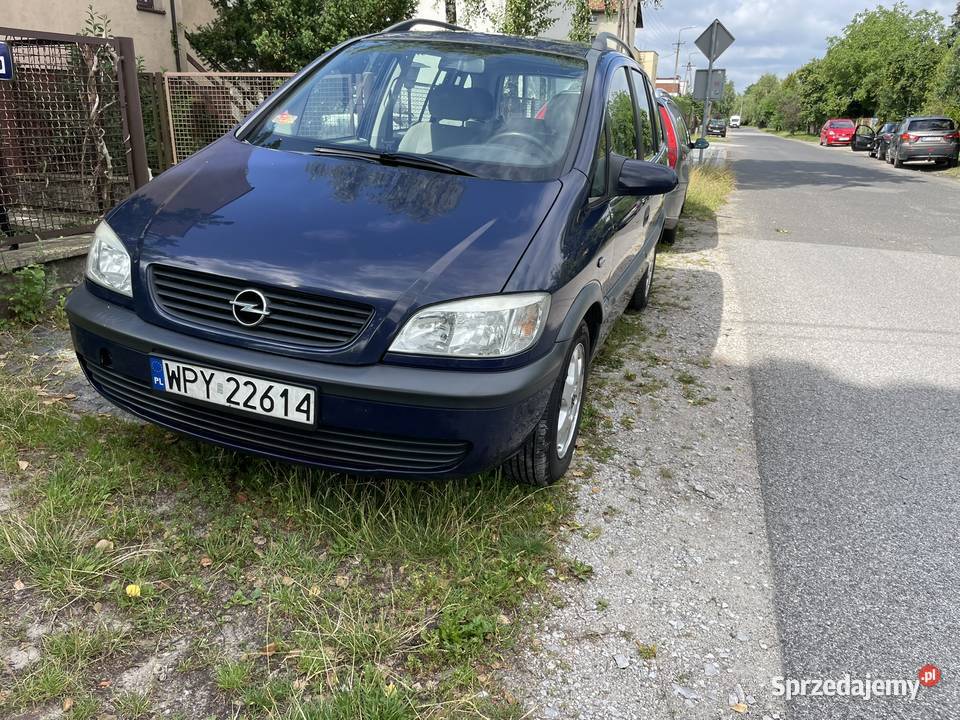 Opel Zafira 18 gaz hak elektryczne lusterka Zafira sprzedam