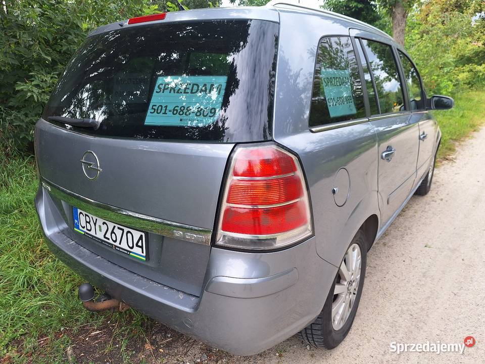 Opel Zafira B 19