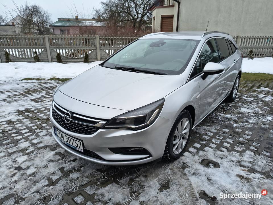 Opel Astra 16 CDTI 136 2018 El klapa Glinnik