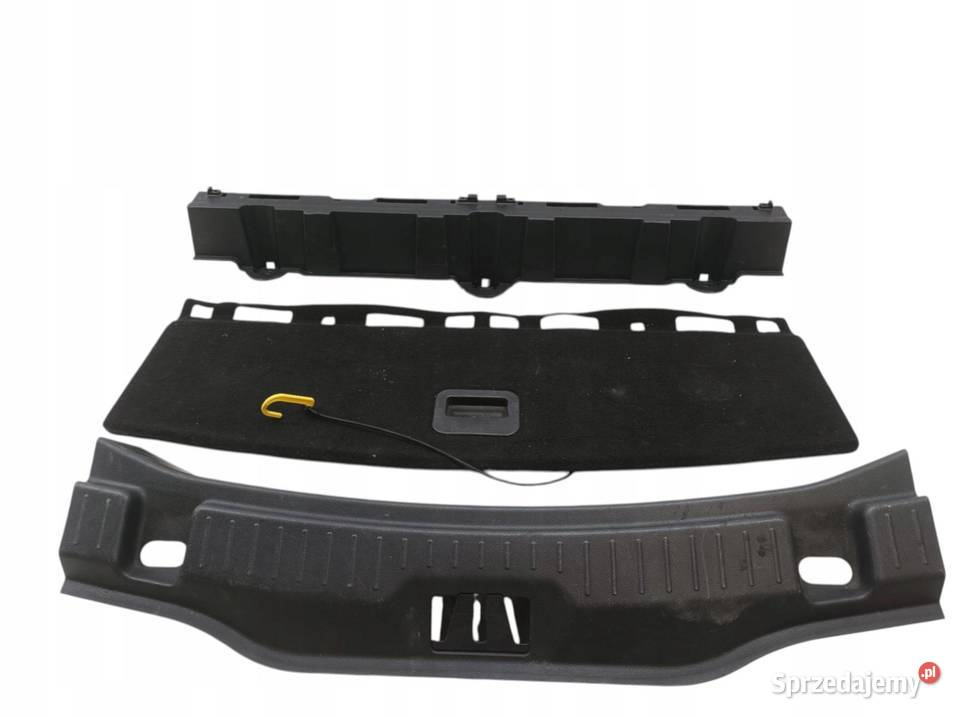 OSŁONA PROGU BAGAŻNIKA PODŁOGA KOMPLET DYWAN Rok produkcji 2016 sprzedam