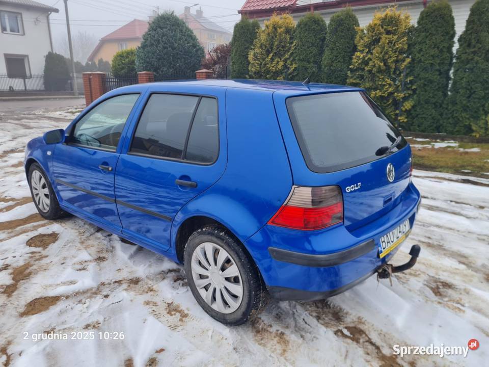 VW GOLF ładny z gazem Golf