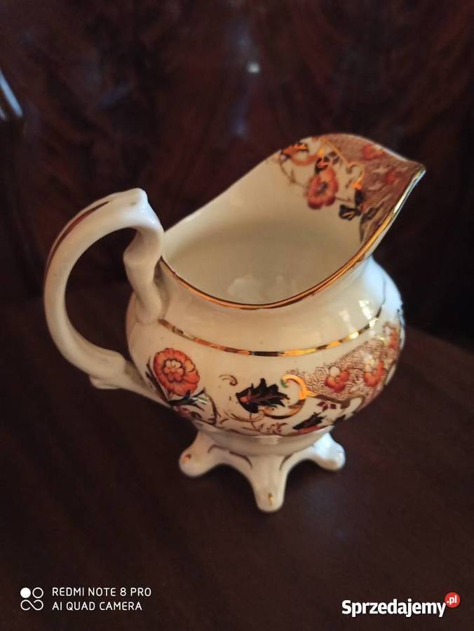 Duży mlecznik na 6 stopach