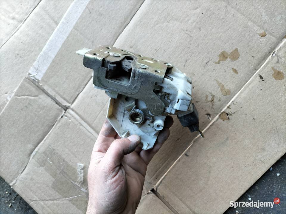 FORD MONDEO MK2 ZAMEK DRZWI LEWY TYŁ TYLNY Zamki, wkładki i kluczyki Kamień-Kolonia