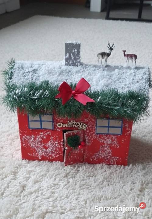 Domek mikołajarękodzieło Czarnocin